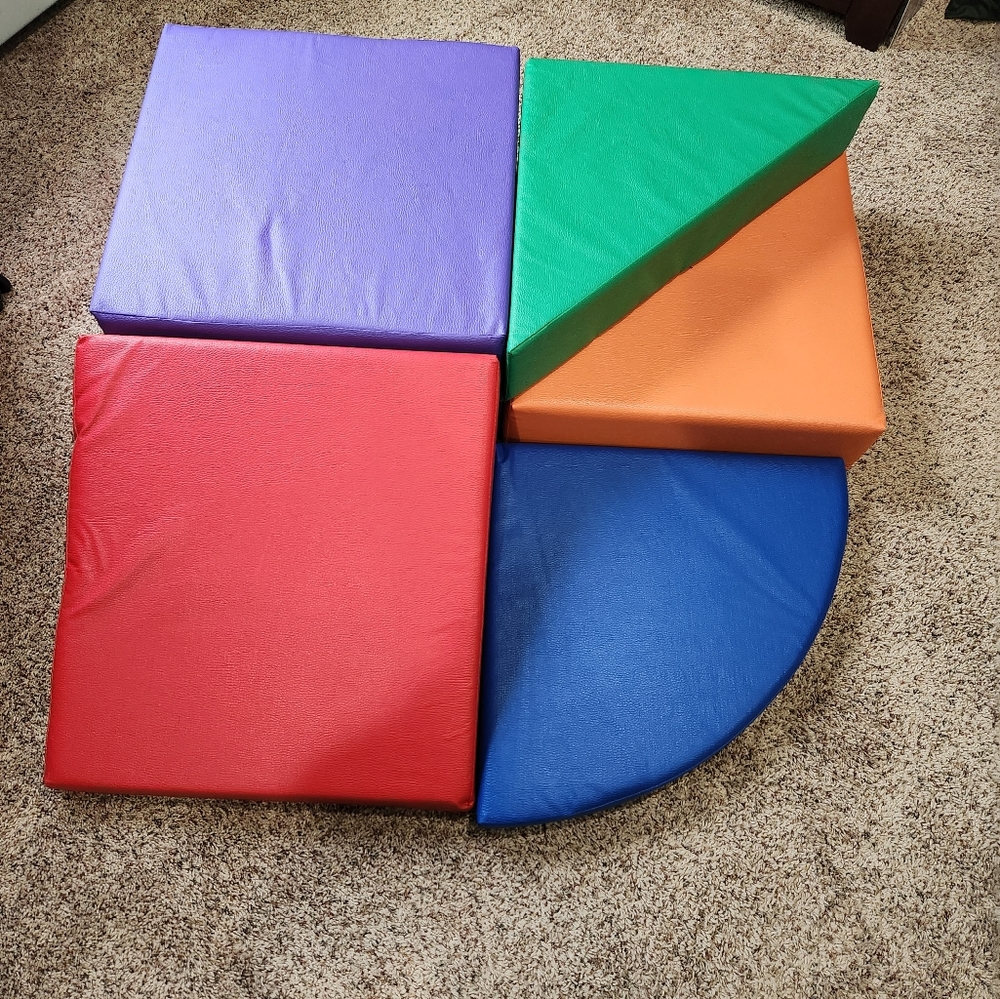 Toddler play structure